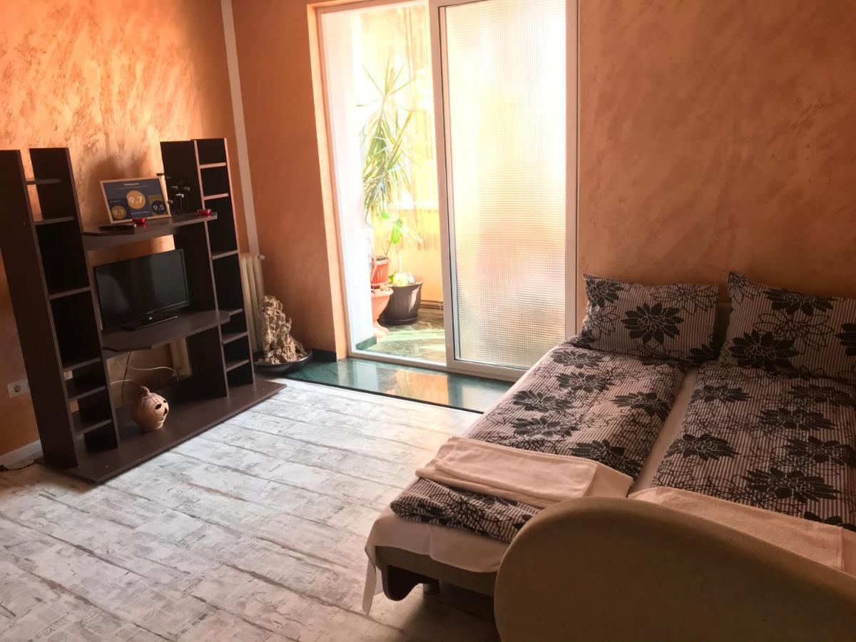 Apartament Maya 1 Apartman Déva Kültér fotó